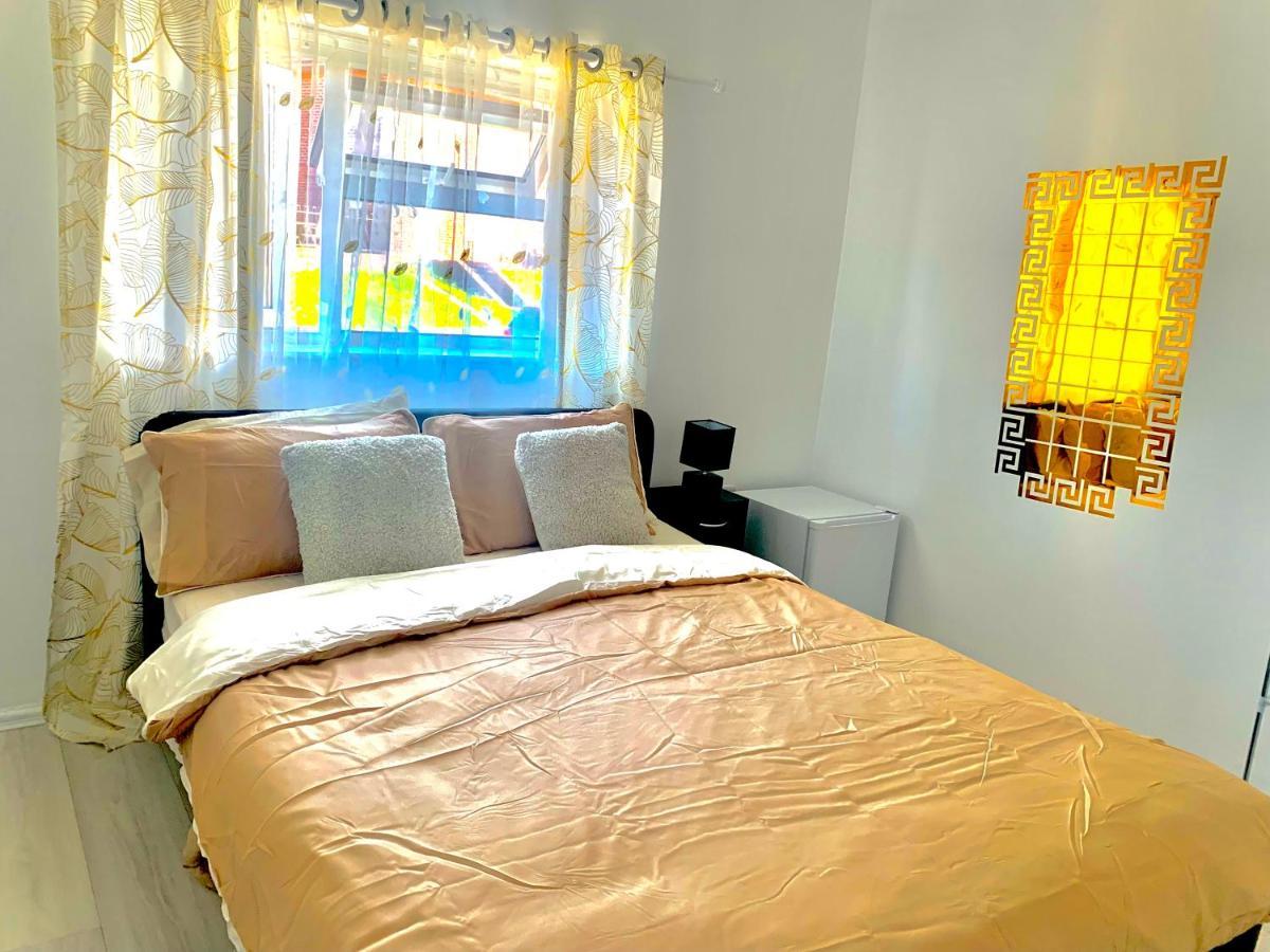 Double Room Bentilee Bucknall  Kültér fotó