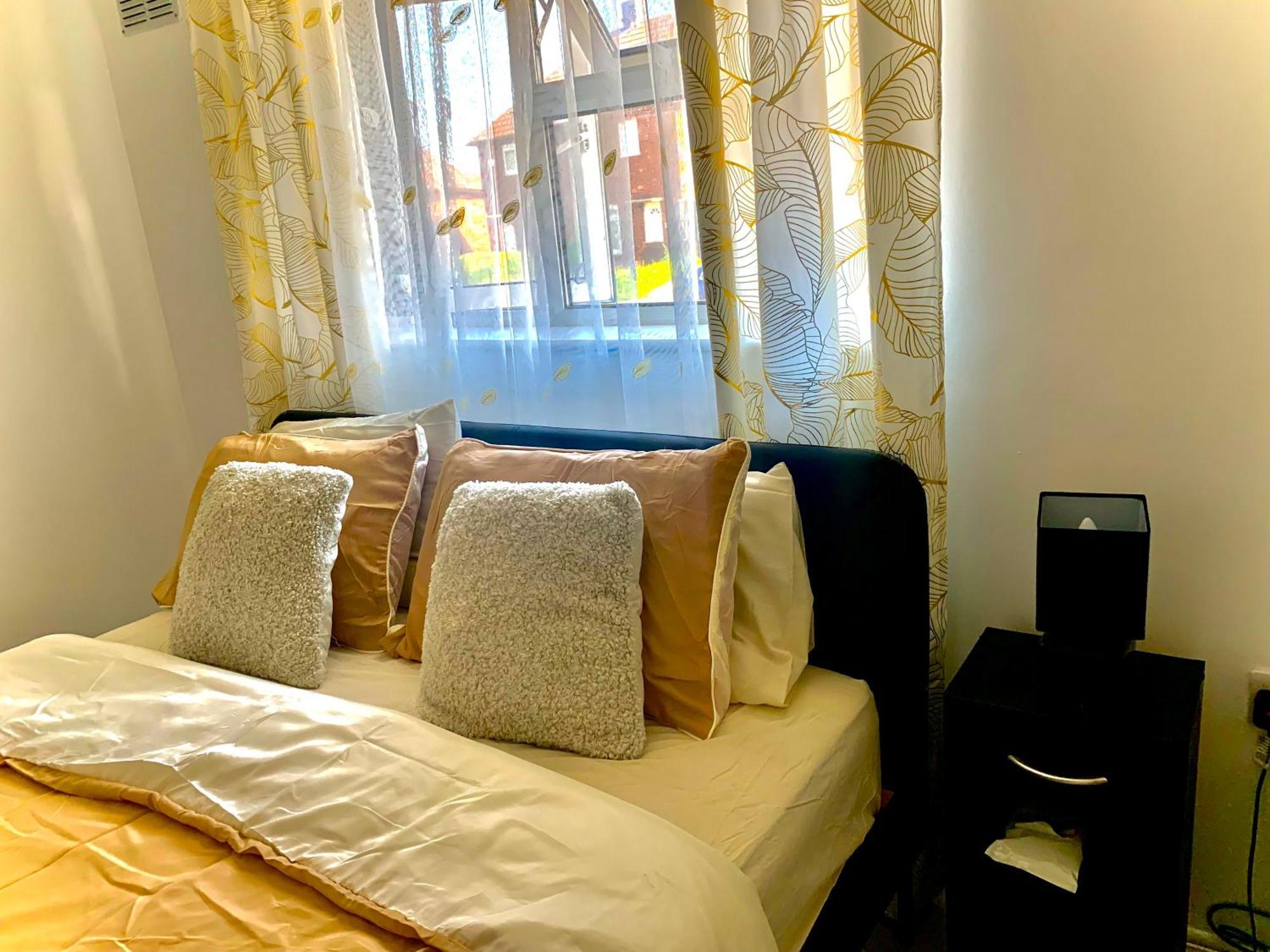 Double Room Bentilee Bucknall  Kültér fotó